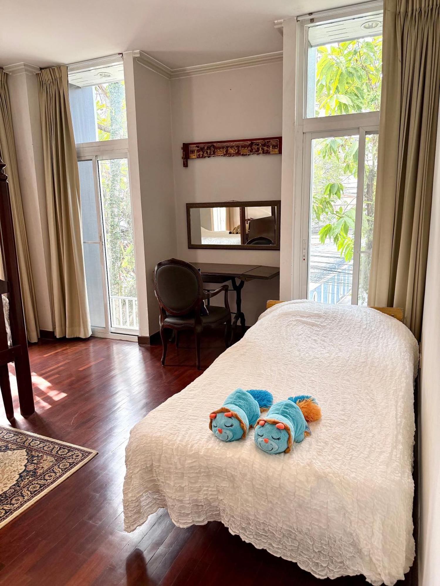 Samsen Suites Spacious 2Br Contemporary Thai Style Bangkok Exterior photo